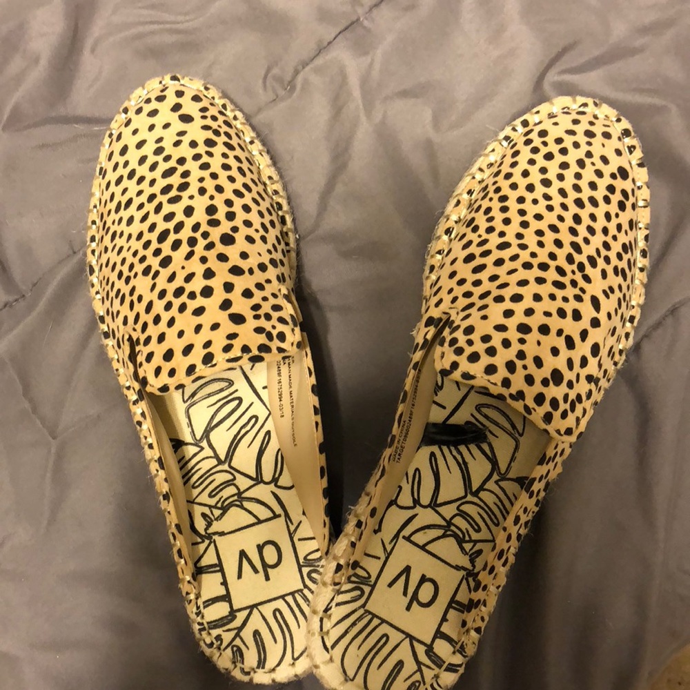 Leopard shoes
